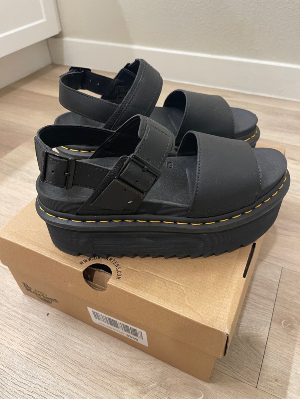 DOC MARTENS VOSS Platform - Picture 5 of 6
